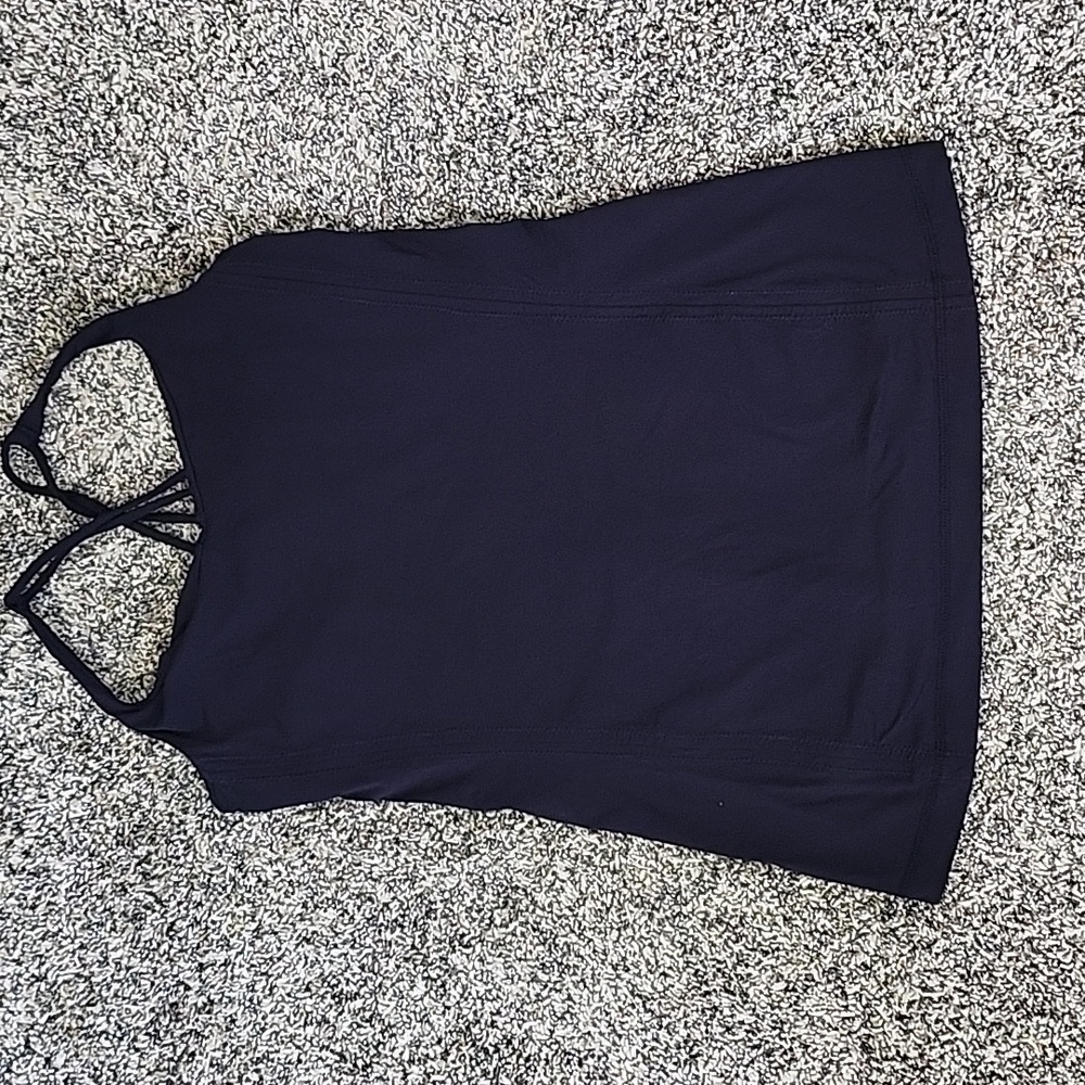 Lululemon tank size 8